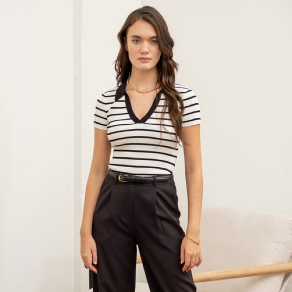 Stripe Collared Ribbed Top in Ivory
Size: L NWT